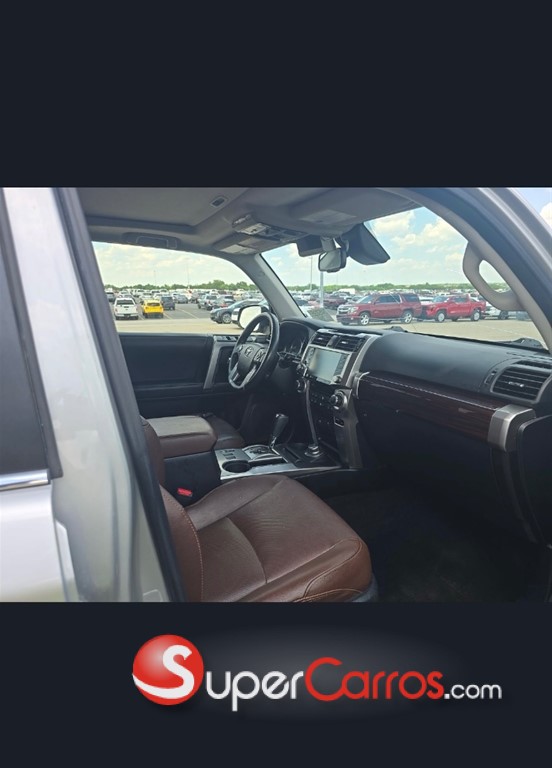 2021 Toyota 4 Runner Limited — foto 11 / 12