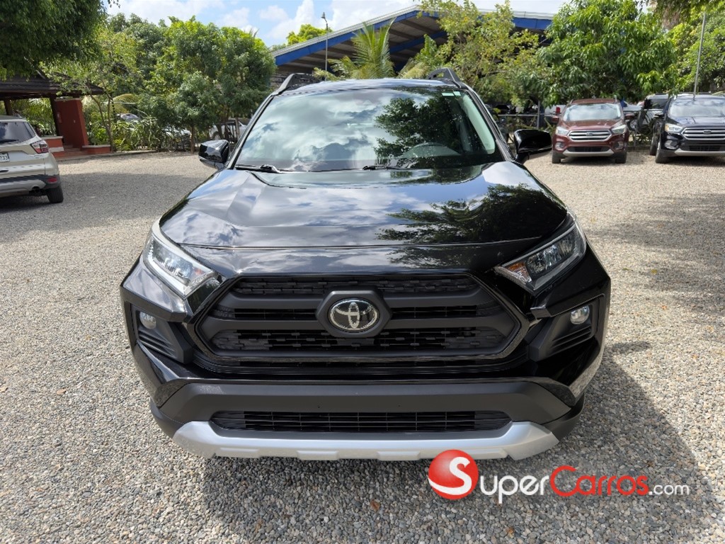 2020 Toyota RAV4 Adventure — foto 2 / 8
