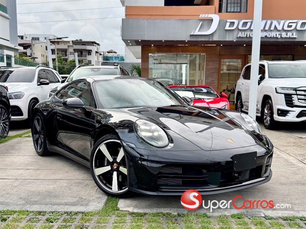 2025 Porsche 911 Carrera — foto 2 / 12
