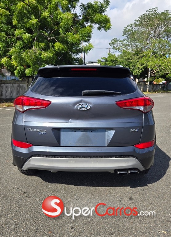 2017 Hyundai Tucson ECO 1.6 TURBO — foto 4 / 12