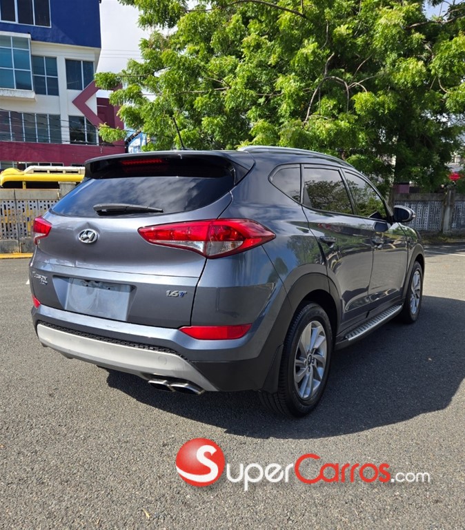 2017 Hyundai Tucson ECO 1.6 TURBO — foto 6 / 12