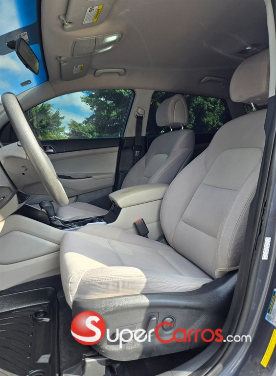 2017 Hyundai Tucson ECO 1.6 TURBO — foto 7 / 12