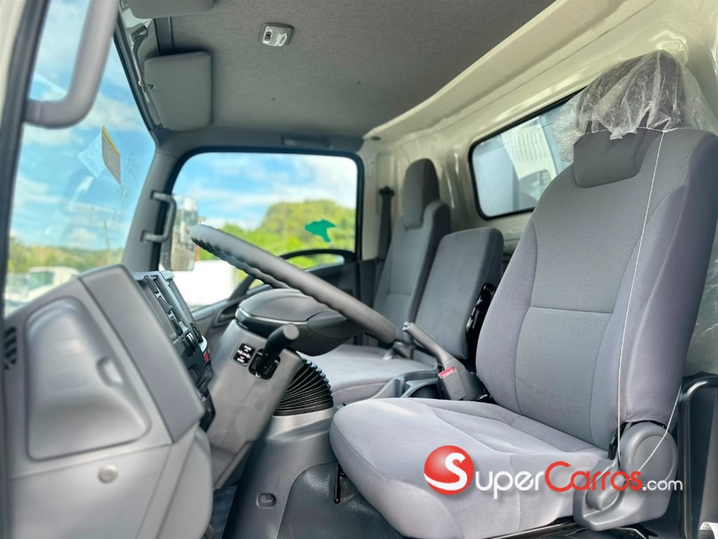 2027 Isuzu NP — foto 4 / 11