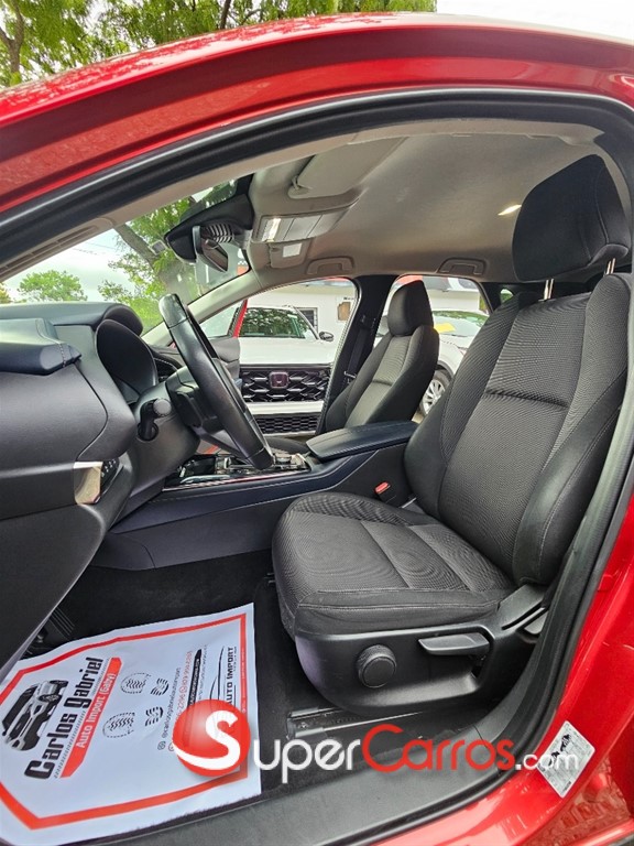 2024 Mazda CX-30 GT — foto 8 / 10