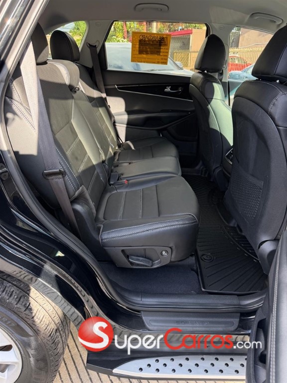 2020 Kia Sorento EX — foto 9 / 10