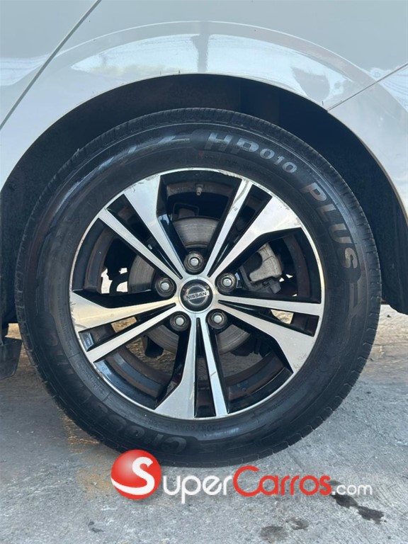2020 Nissan Sentra SV — foto 10 / 11