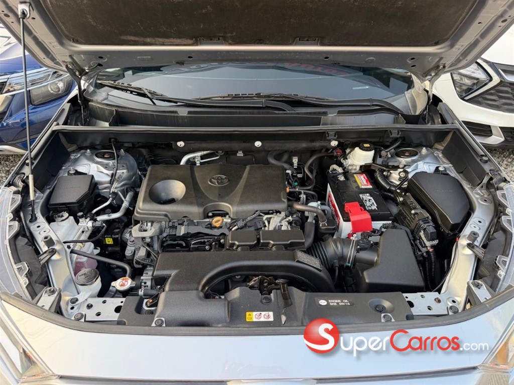 2021 Toyota RAV4 XLE — foto 10 / 10