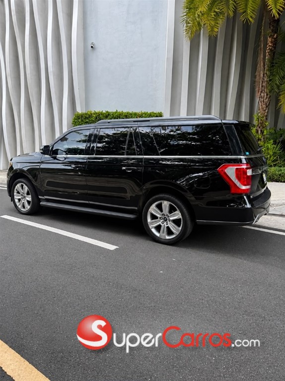 2018 Ford Expedition MAX XLT — foto 3 / 8