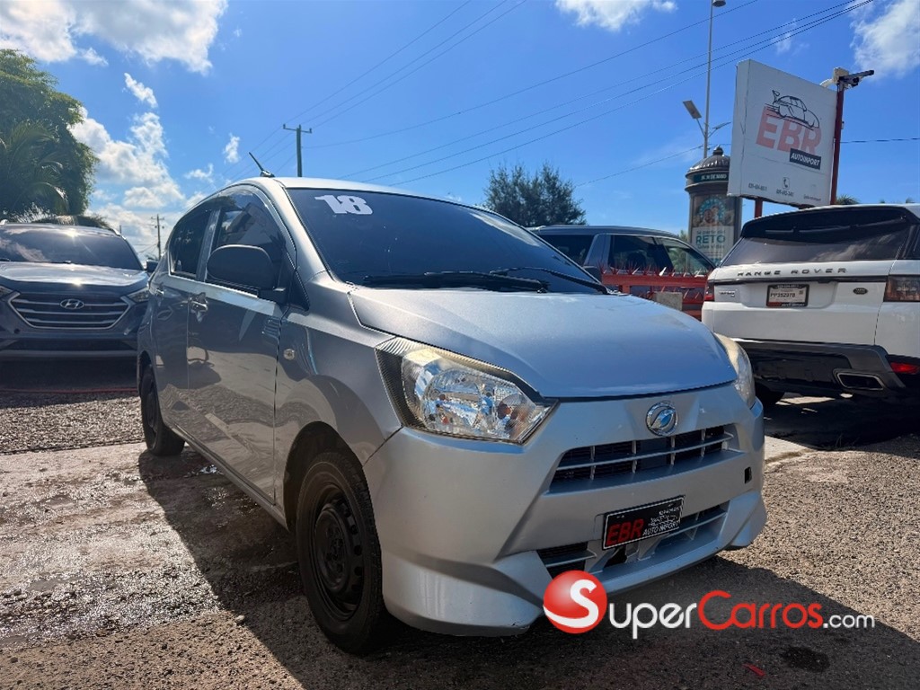 2018 Daihatsu Mira — foto 2 / 9