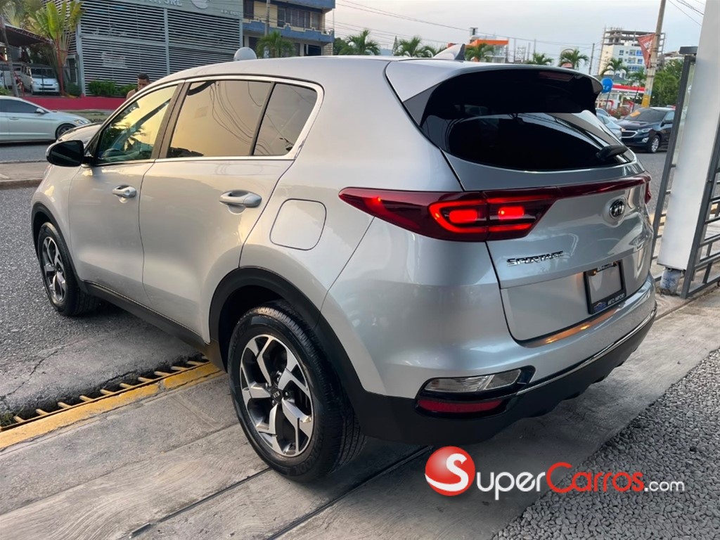2020 Kia Sportage S — foto 6 / 9