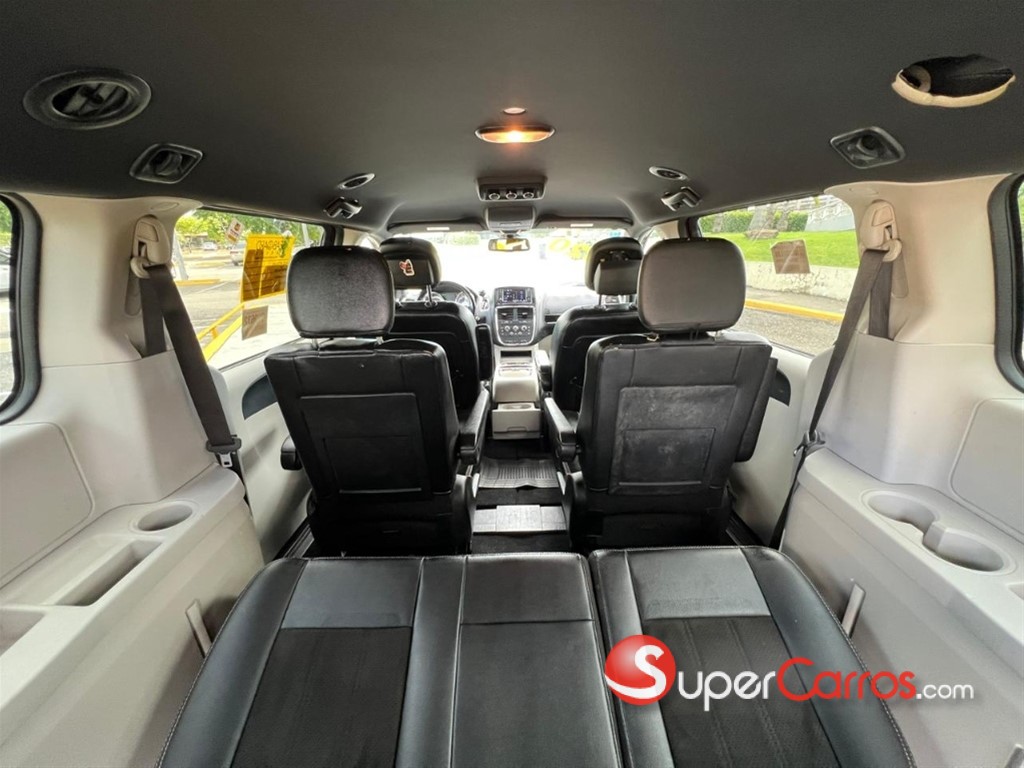 2020 Dodge Grand Caravan SXT — foto 12 / 12