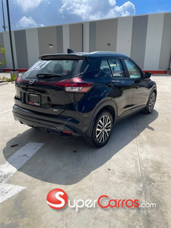 2021 Nissan Kicks SV — foto 2 / 6