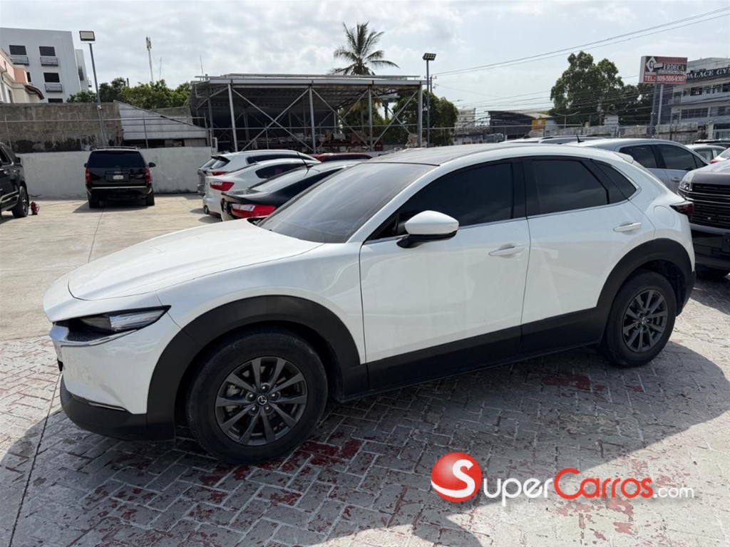 2023 Mazda CX-30 — foto 8 / 9