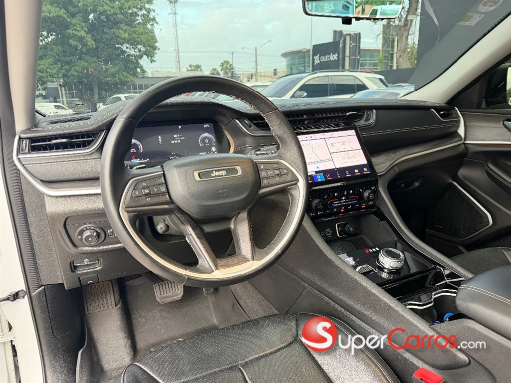 2022 Jeep Grand Cherokee L Limited — foto 7 / 9