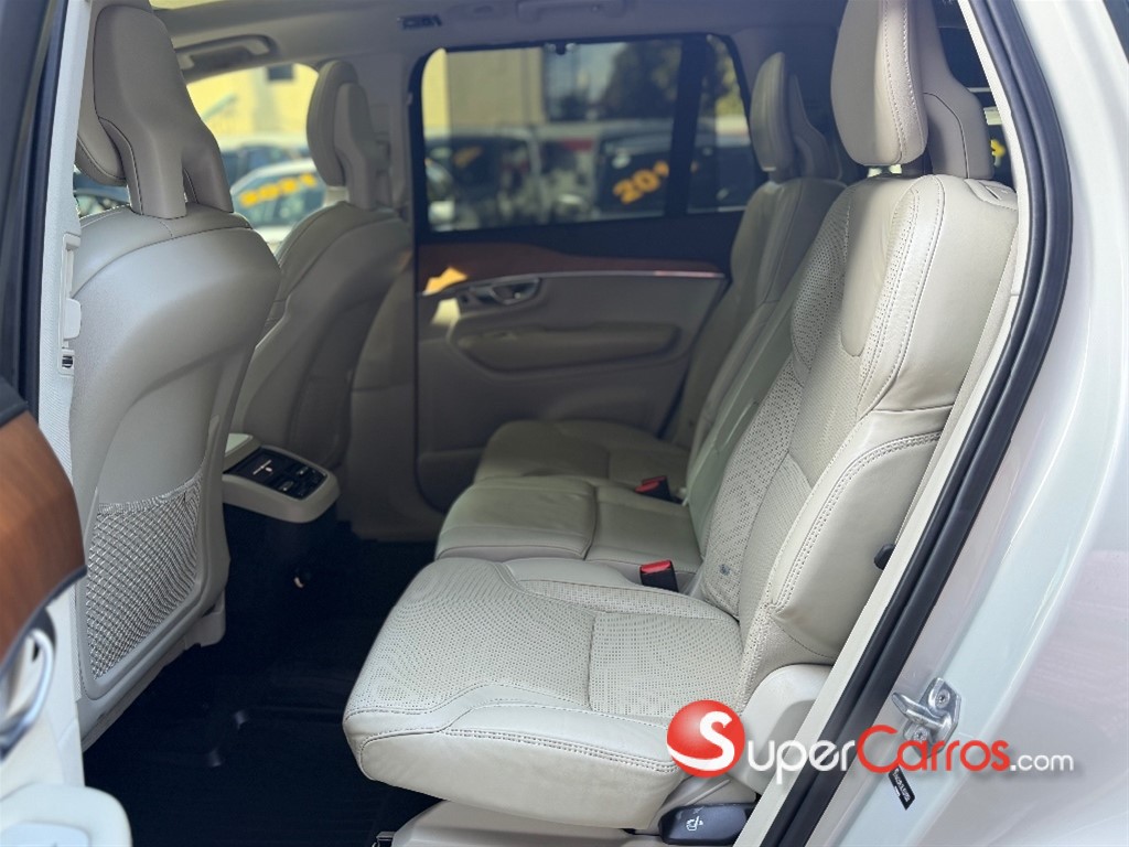 2020 Volvo XC90 Inscription T6 — foto 11 / 12