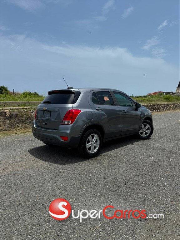 2020 Chevrolet Tracker LS — foto 4 / 11