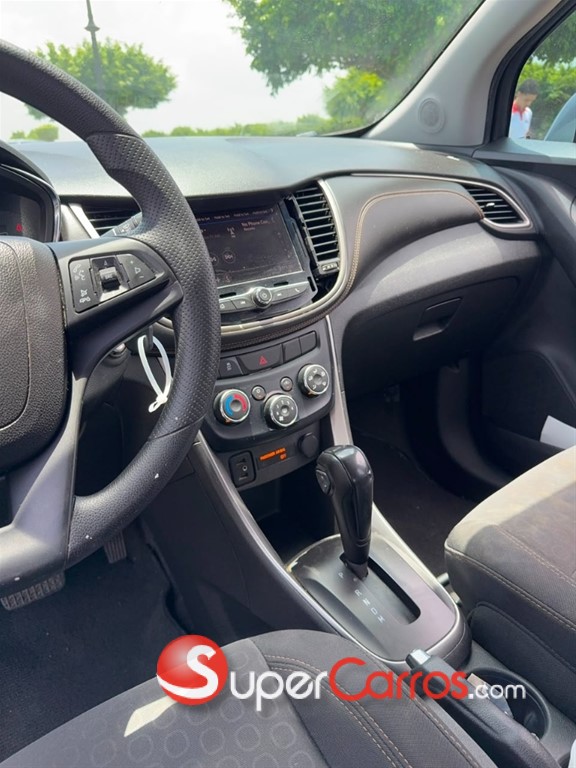 2020 Chevrolet Tracker LS — foto 10 / 11