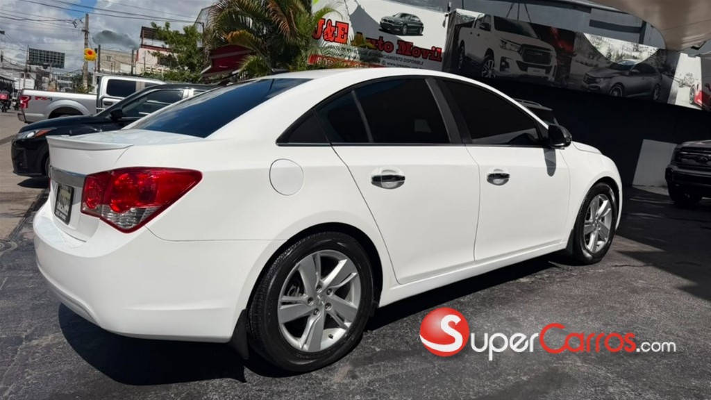 2014 Chevrolet Cruze LT — foto 4 / 12