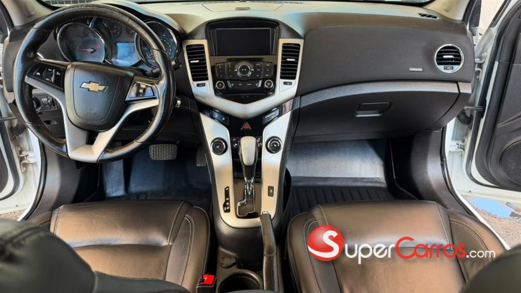 2014 Chevrolet Cruze LT — foto 11 / 12