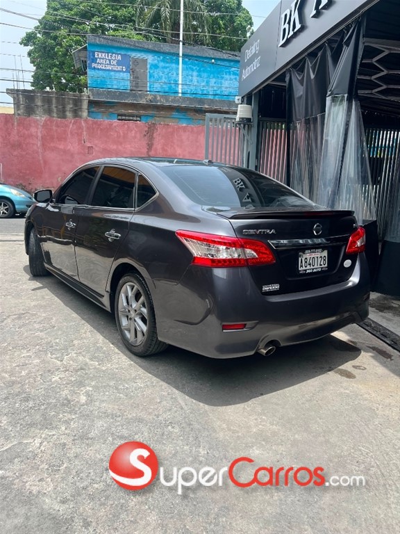 2015 Nissan Sentra SR — foto 2 / 10