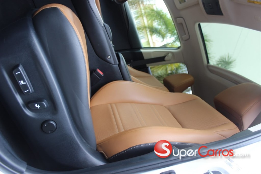 2021 Lexus NX 300 — foto 10 / 12
