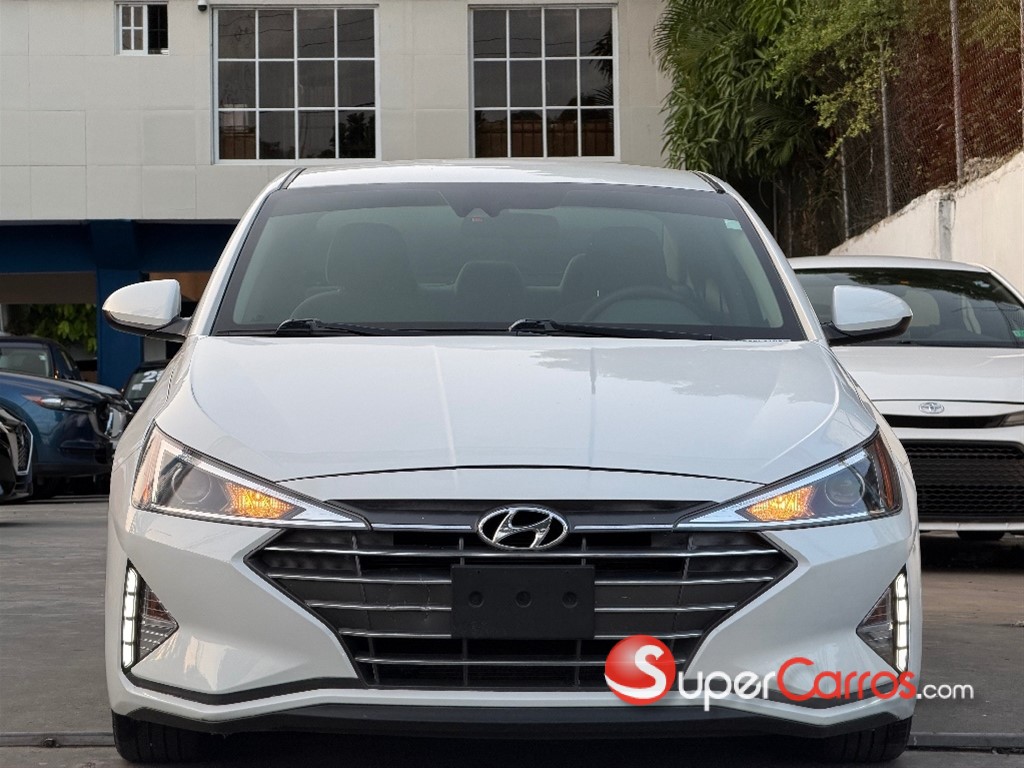 2020 Hyundai Elantra — foto 2 / 9
