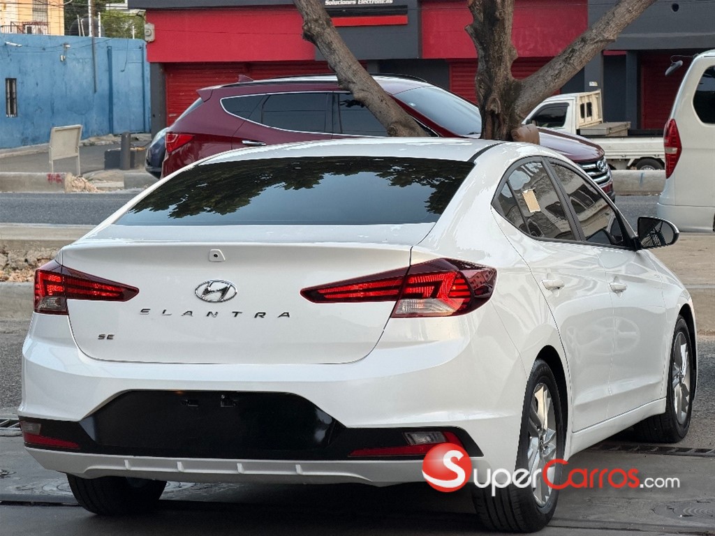 2020 Hyundai Elantra — foto 7 / 9