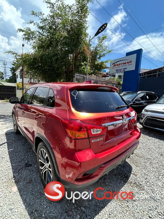 2019 Mitsubishi Motors Outlander — foto 2 / 9