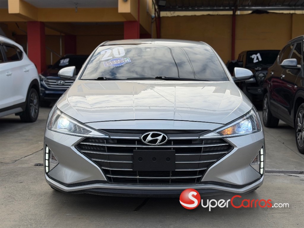 2020 Hyundai Elantra SEL — foto 3 / 9