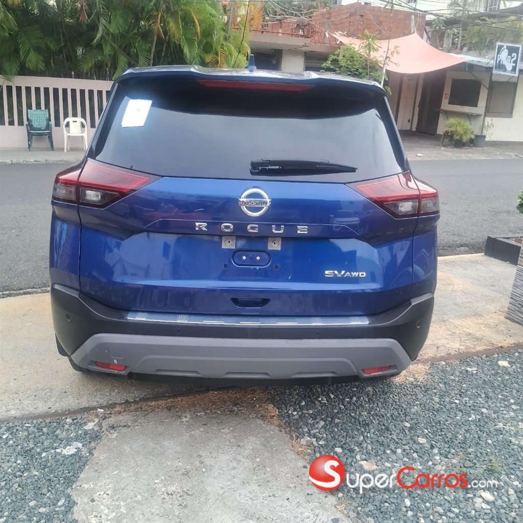 2021 Nissan Rogue SV — foto 6 / 10