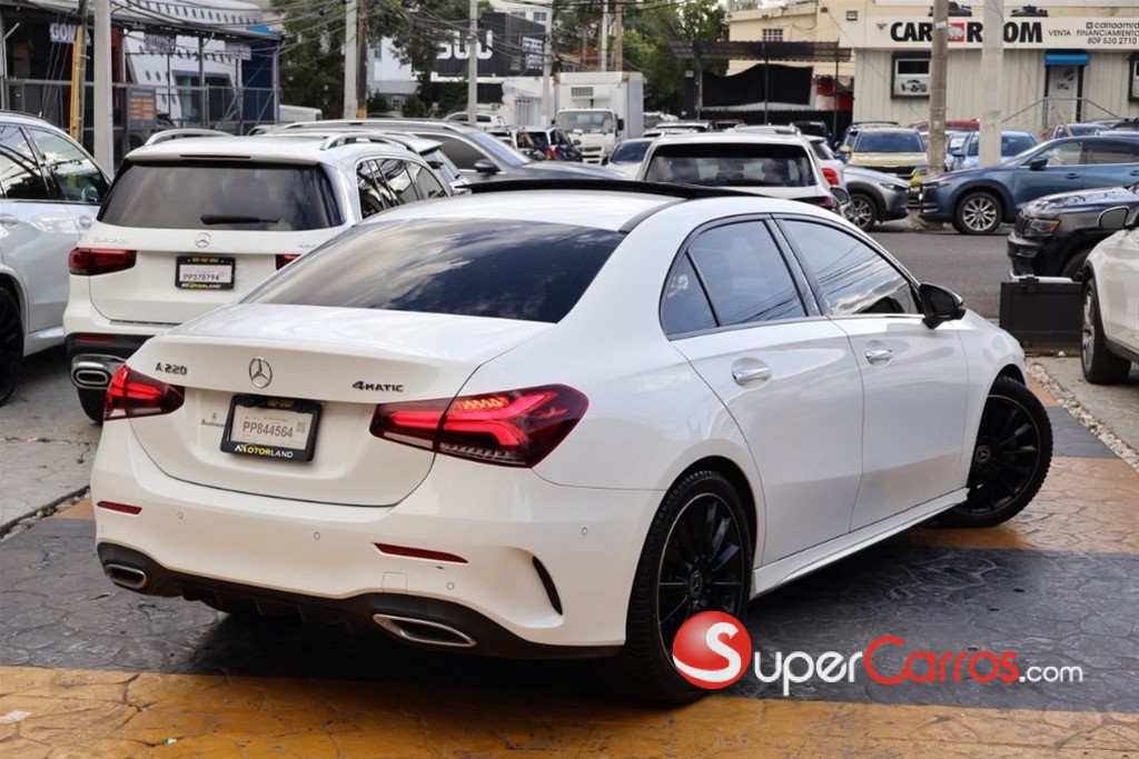2021 Mercedes-Benz Clase A 220 4Matic — foto 4 / 9