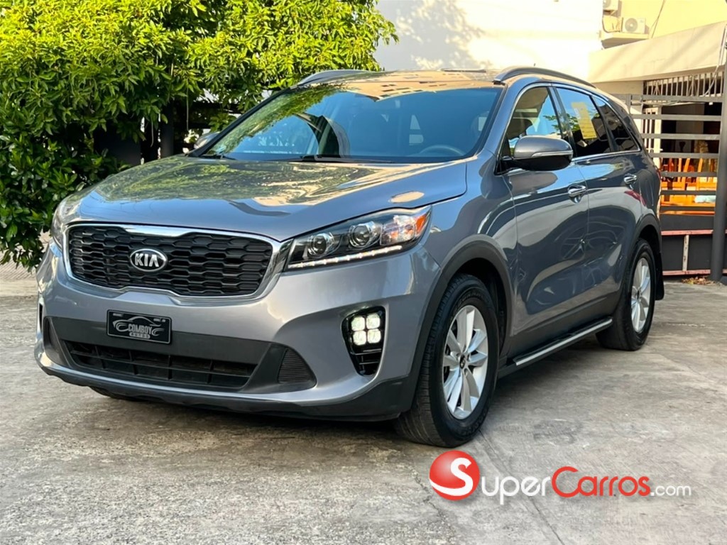 2020 Kia Sorento LX — foto 2 / 11