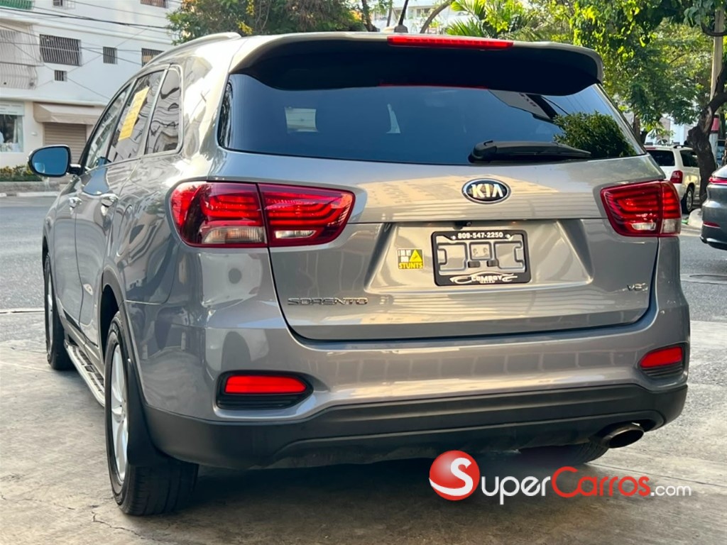 2020 Kia Sorento LX — foto 3 / 11