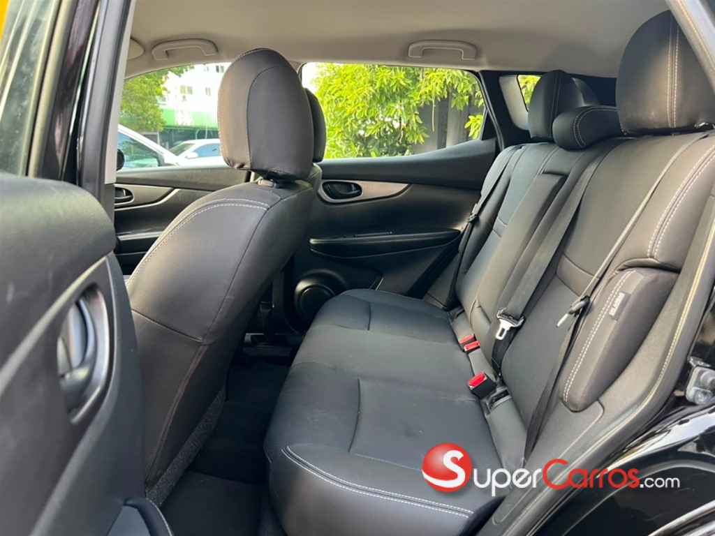 2020 Nissan Rogue Sport — foto 7 / 10