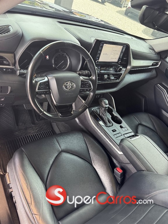 2021 Toyota Highlander XLE — foto 10 / 10