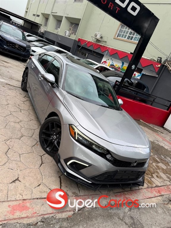 2023 Honda Civic Touring — foto 2 / 9