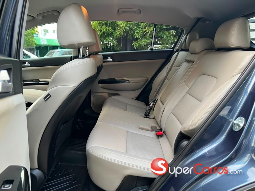 2021 Kia Sportage EX — foto 7 / 11