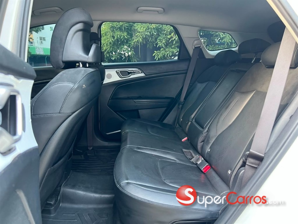 2024 Kia Sportage Luxury — foto 8 / 12