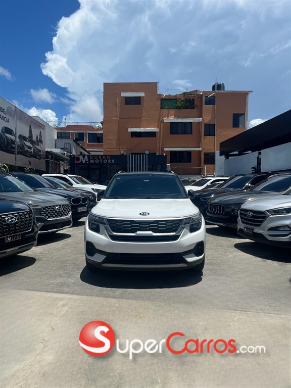 2021 Kia Seltos LX — foto 2 / 11