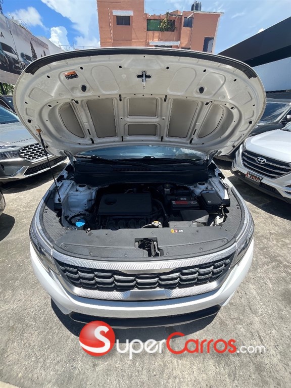 2021 Kia Seltos LX — foto 8 / 11