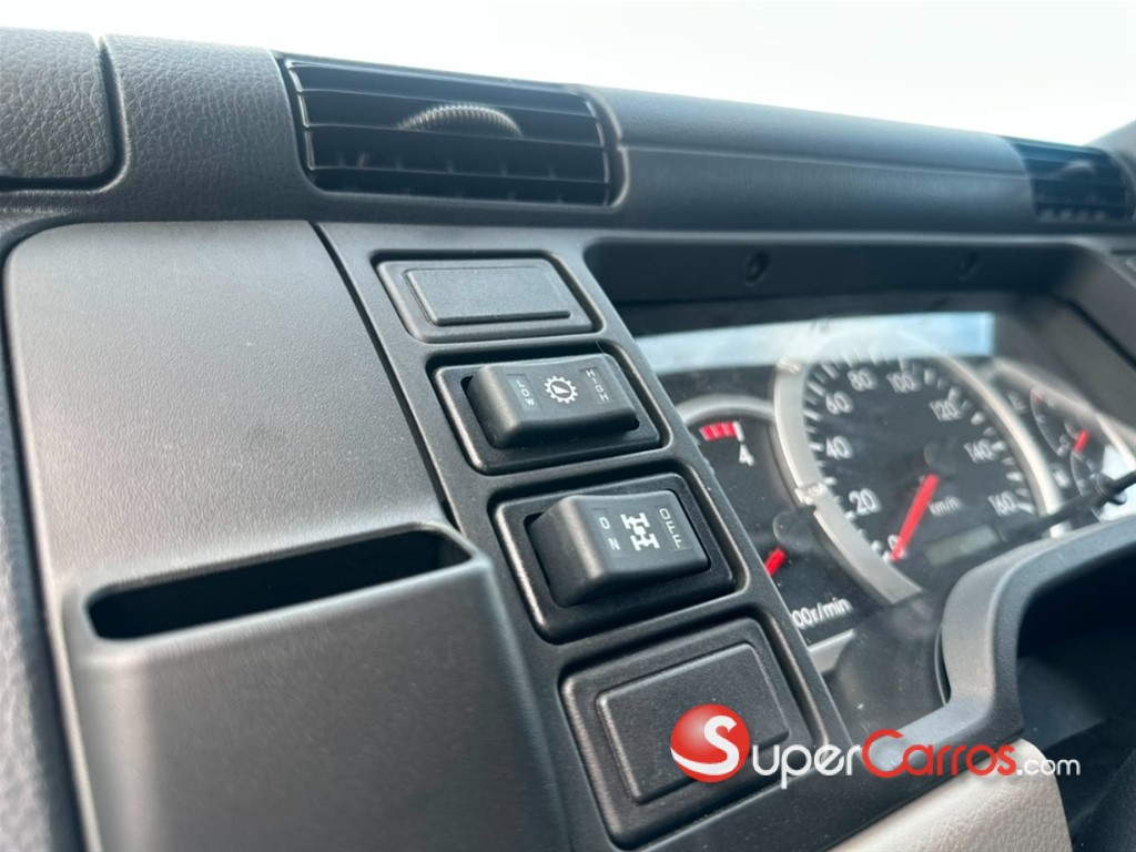 2027 Mitsubishi Motors Canter Cama 14 Pies — foto 6 / 12