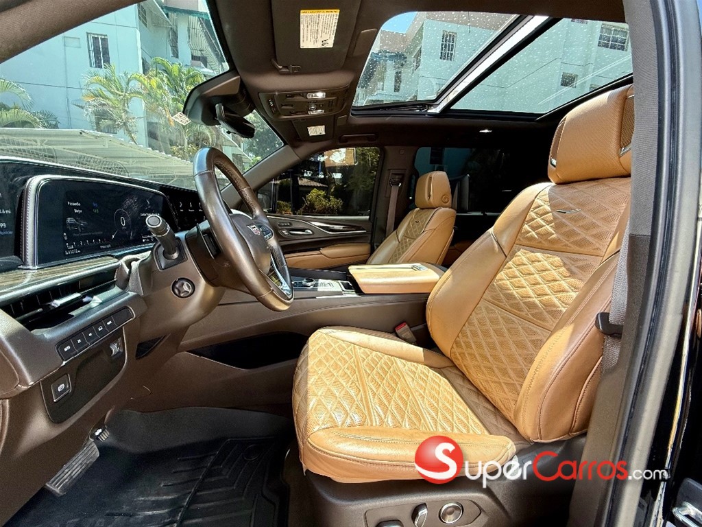 2021 Cadillac Escalade Premium Luxury — foto 6 / 12