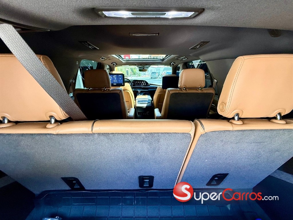 2021 Cadillac Escalade Premium Luxury — foto 8 / 12