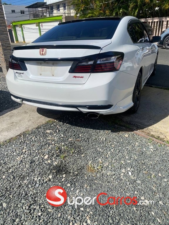 2016 Honda Accord Sport — foto 8 / 12