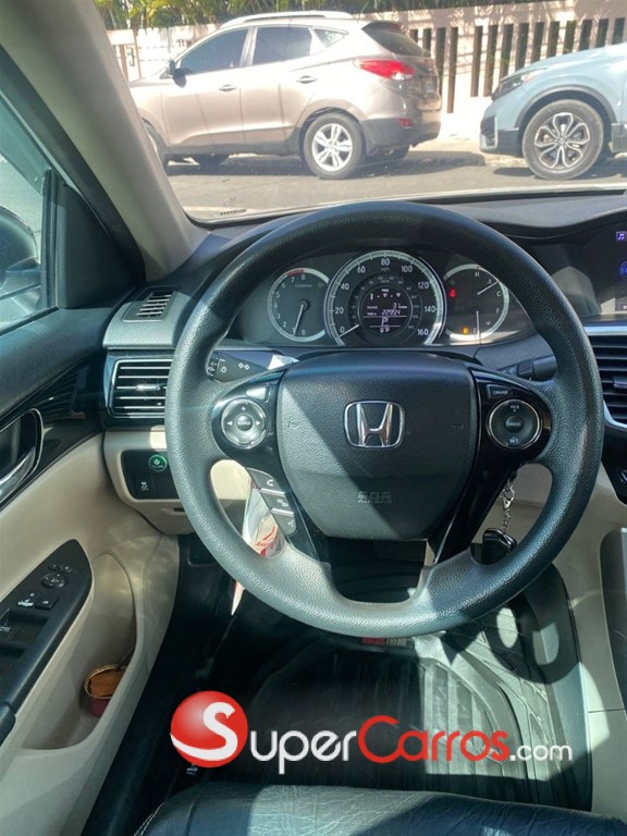 2016 Honda Accord Sport — foto 9 / 12
