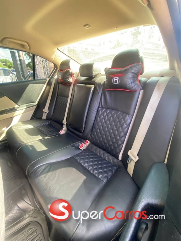 2016 Honda Accord Sport — foto 10 / 12