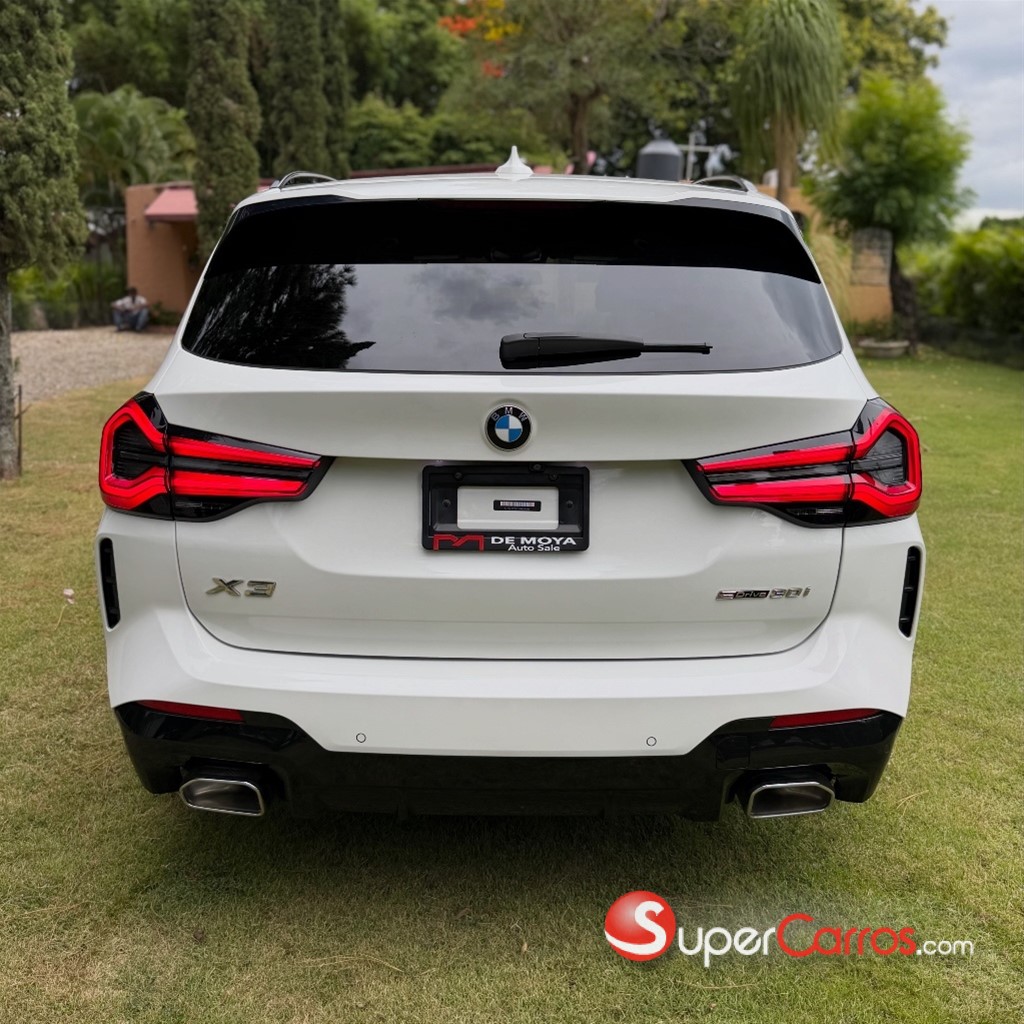 2022 BMW X 3 SDrive 30i — foto 3 / 9
