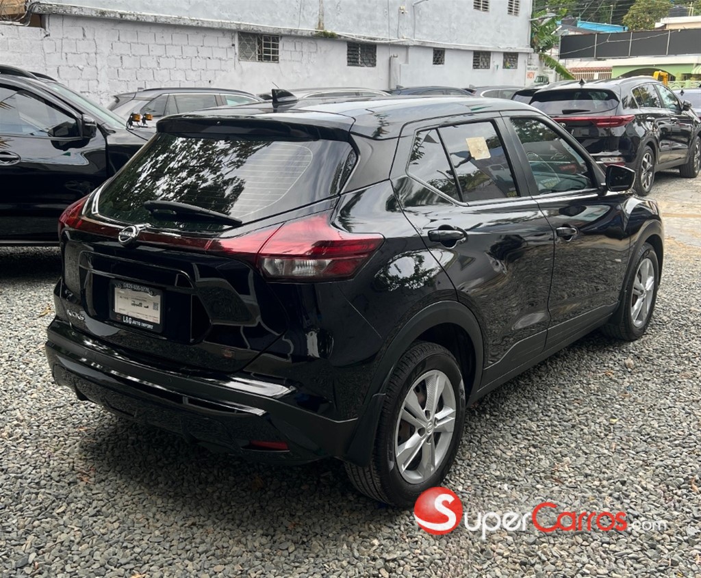 2023 Nissan Kicks S — foto 3 / 10