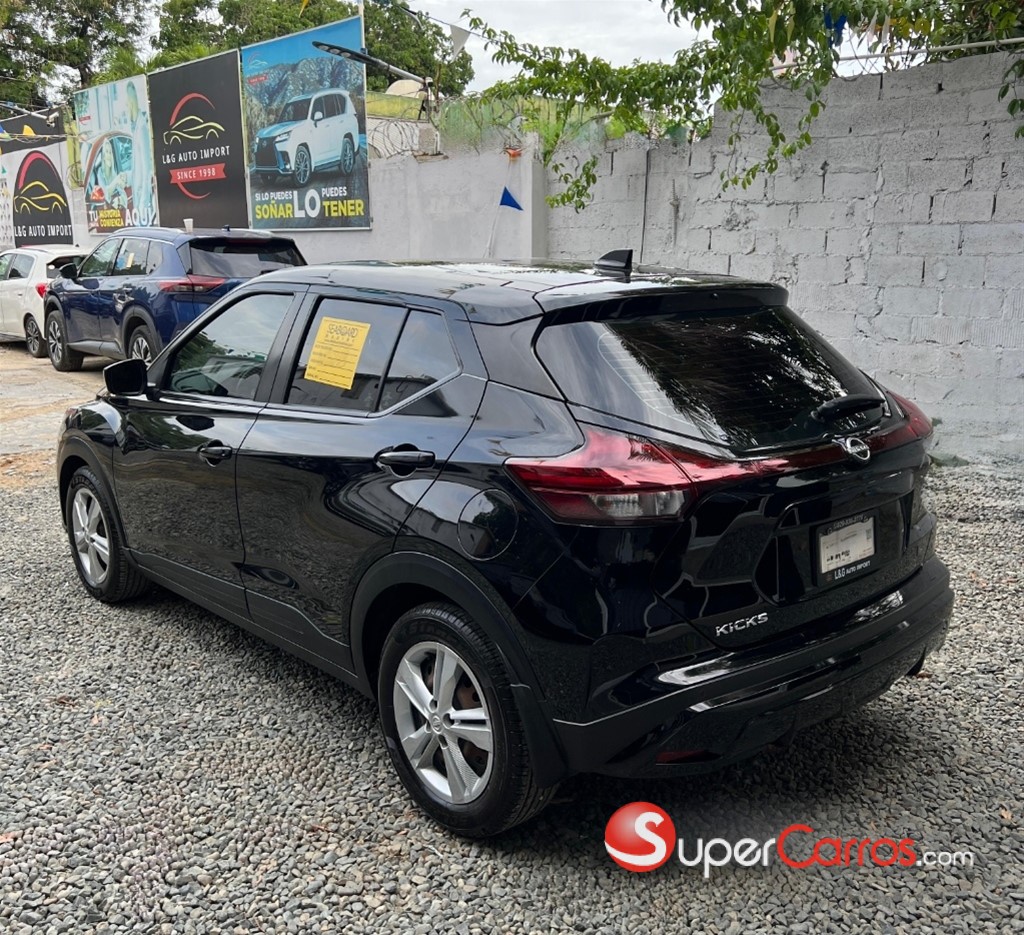 2023 Nissan Kicks S — foto 5 / 10