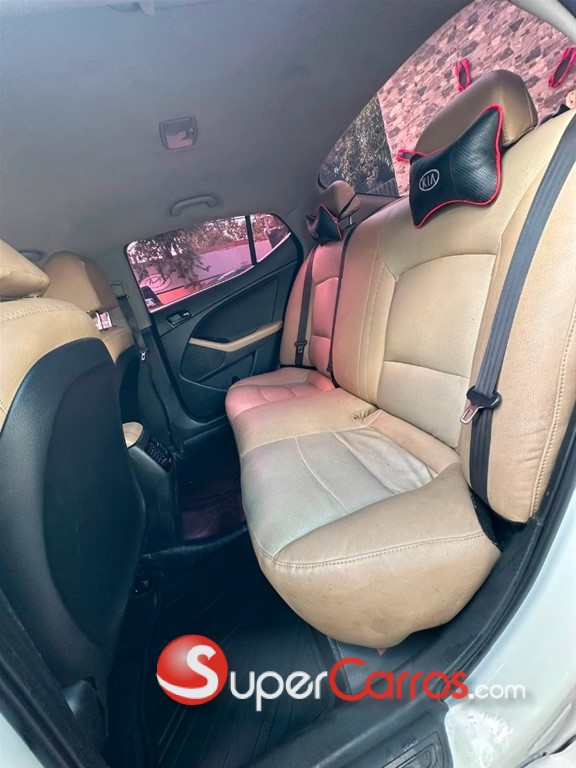 2016 Kia K-5 — foto 8 / 9